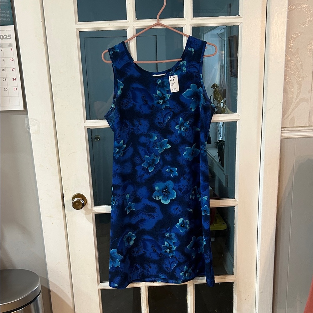 676. Floral Blue Sleeveless Dress